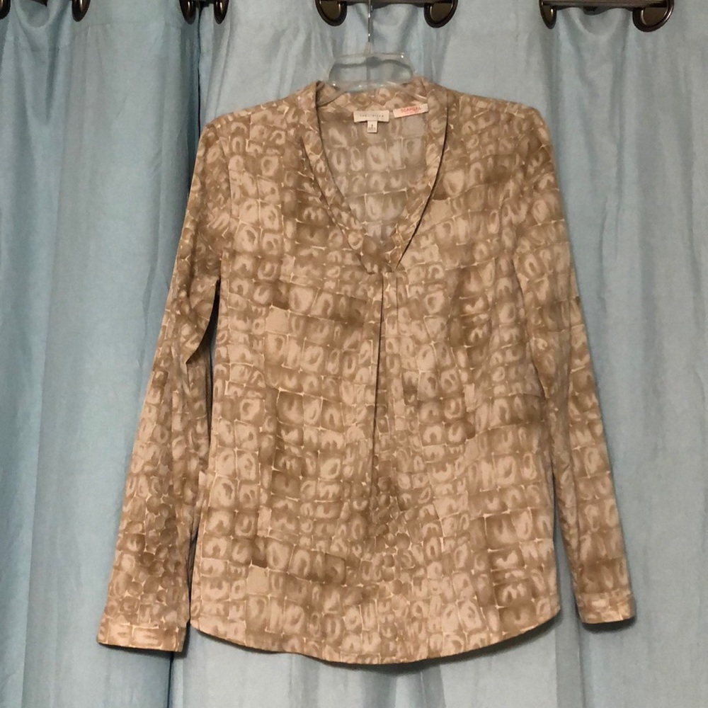 Women’s blouse
